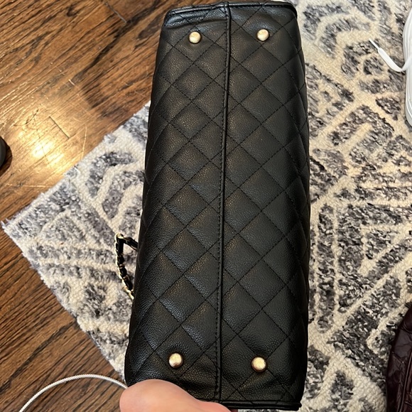 Designer inspired quilted tote with lots of storage! - Picture 7 of 7